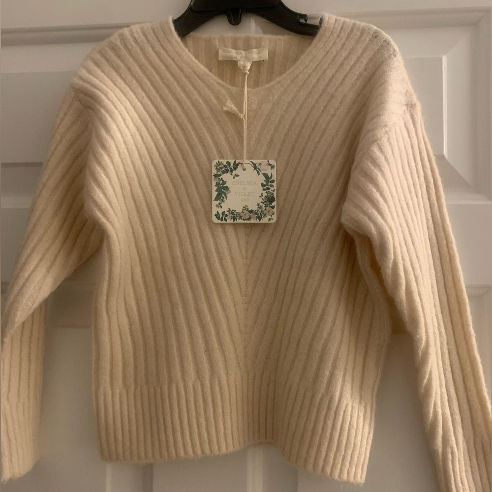 Chelsea and Violet Girls.   Size S. Little girls sweater.
